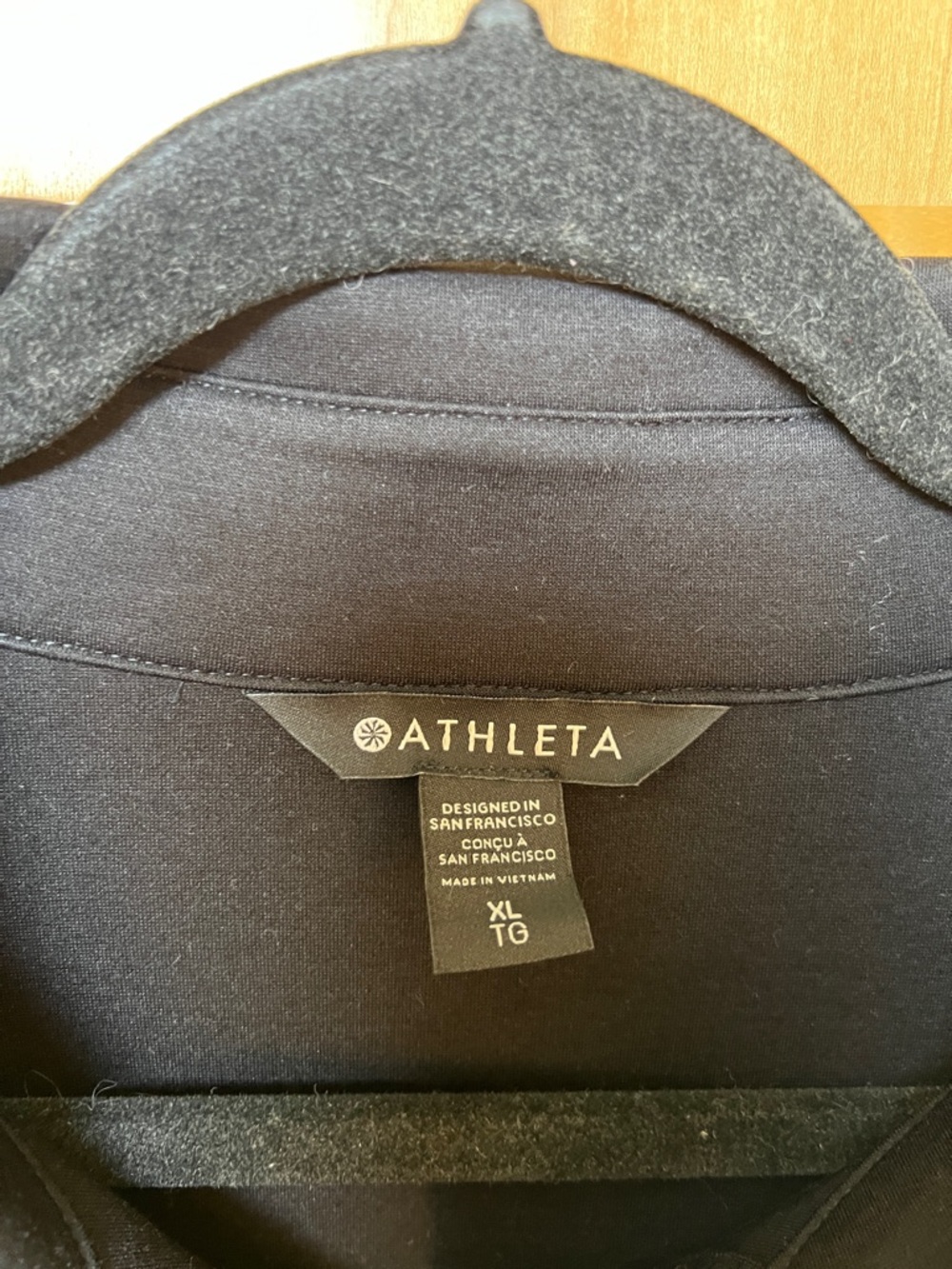 Athleta Black Lightweight Shirt Jacket - Picture 2 of 3